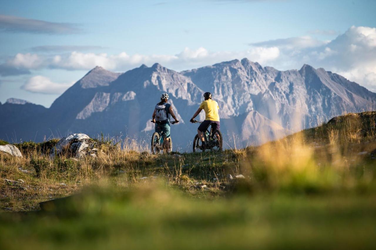 Edelweiss Stenna Cavorgia Flims Exteriör bild